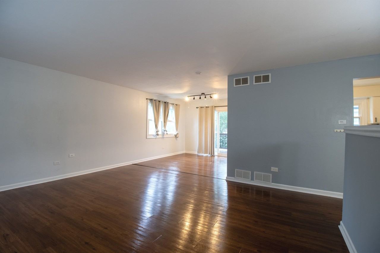 500 N Westwood Ave - Photo 5 of 45