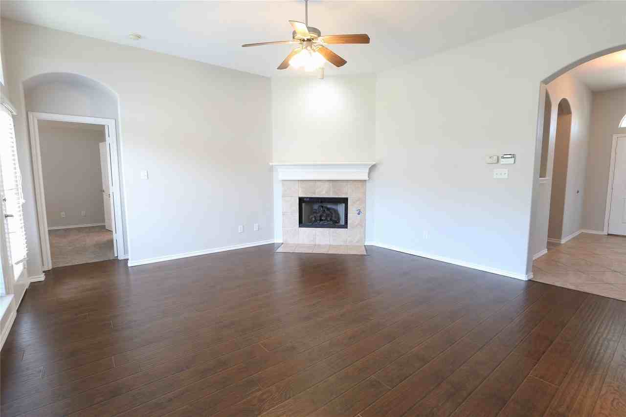 1534 Steamboat Trl - Photo 2 of 18