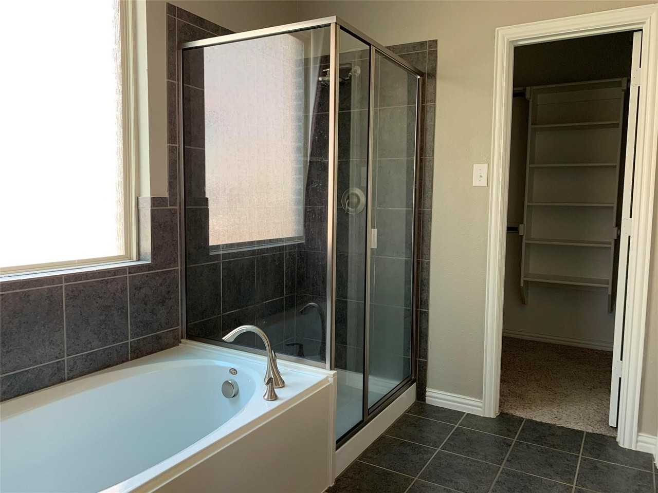 15909 Crosslake Ct - Photo 6 of 15