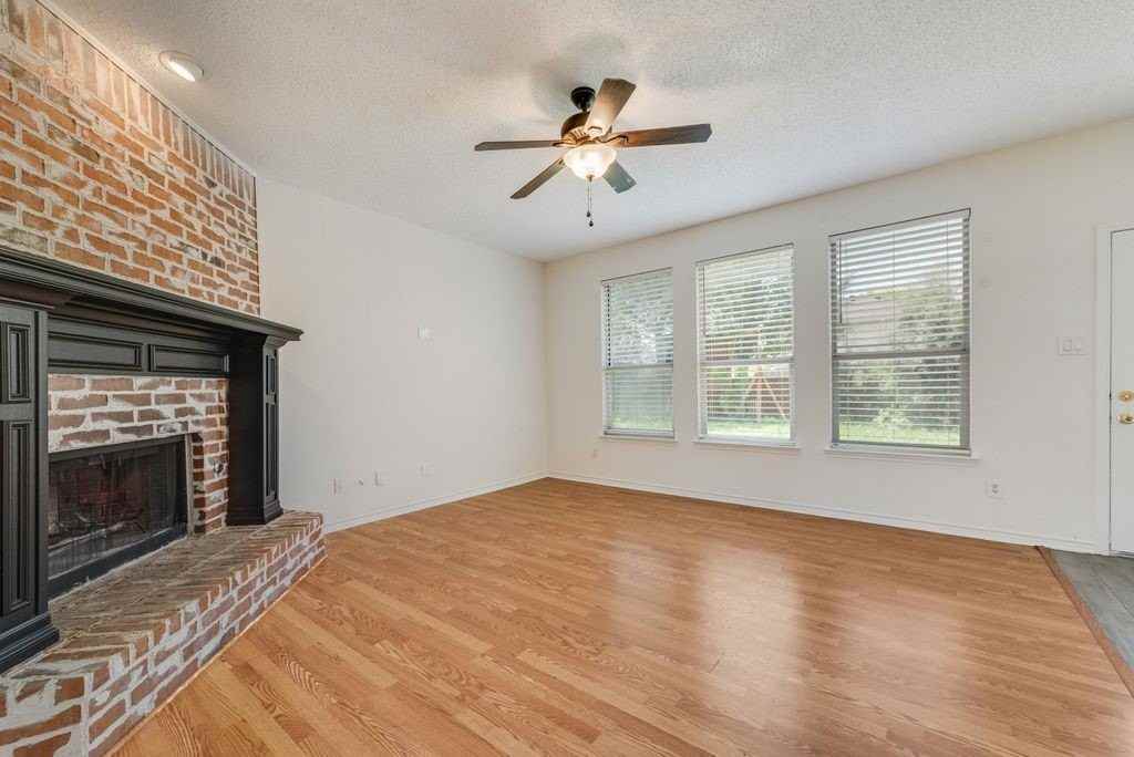 1414 Berkley Rd - Photo 6 of 19