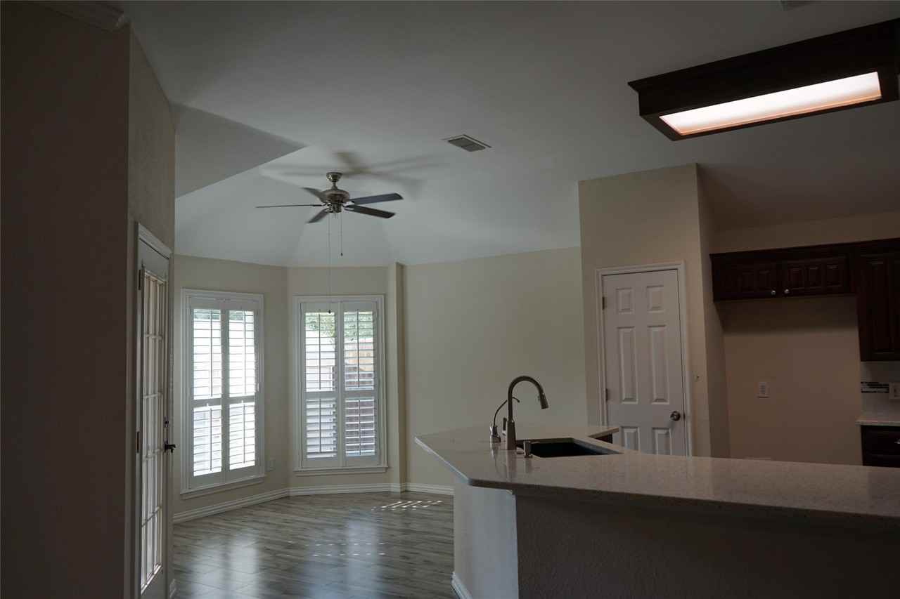 6729 Lucas Ln - Photo 7 of 34