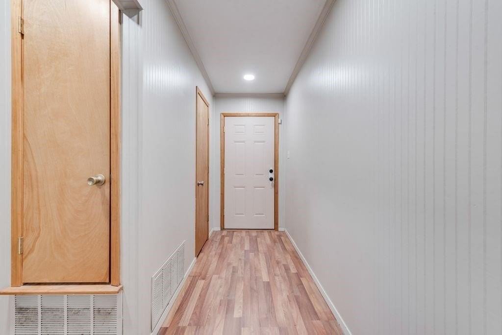 6536 Wakefield Rd - Photo 3 of 20
