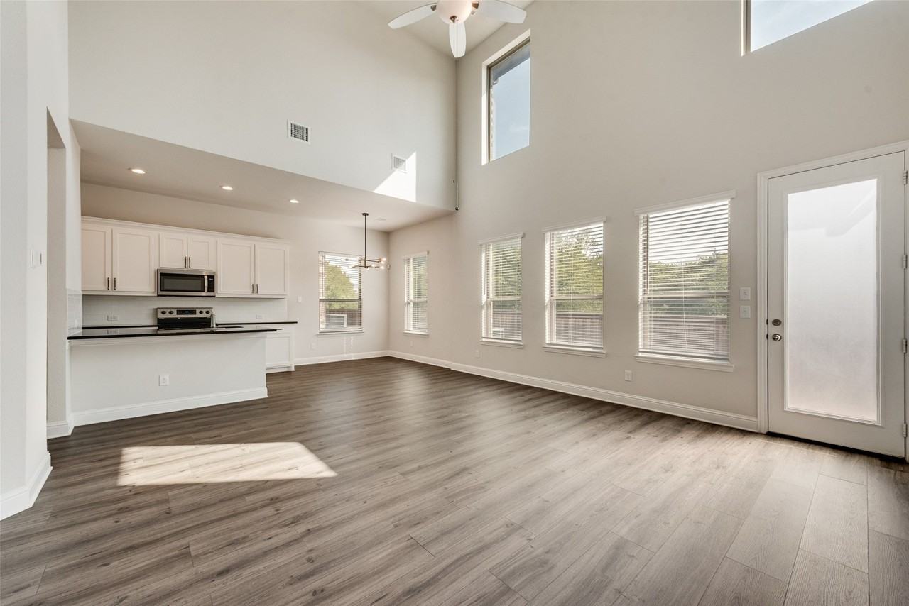 5407 Winged Foot Dr - Photo 5 of 21