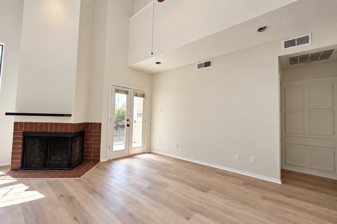 4414 Point Blvd #216 - Photo 4 of 14
