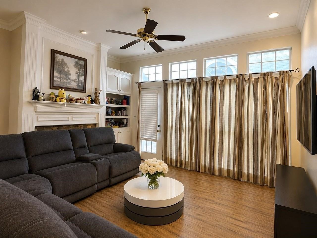 8708 Wellington Rd - Photo 3 of 20