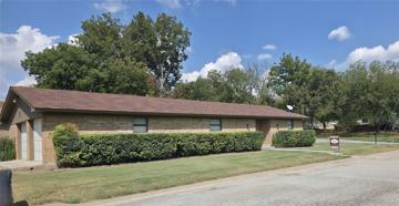 featured image of 107 E Hallsell St