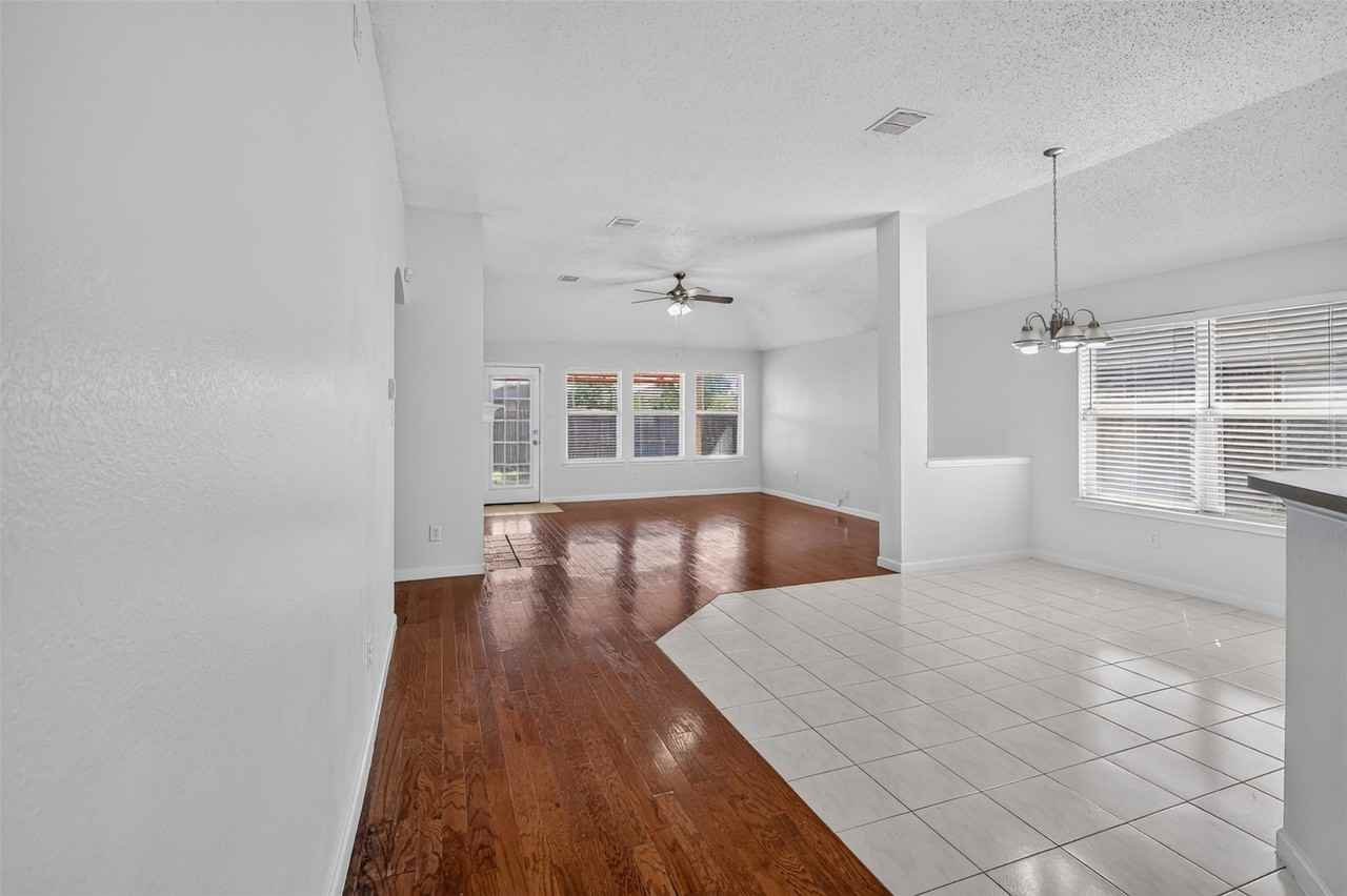 3526 Sedona Dr - Photo 6 of 28