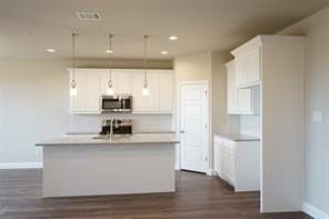 1905 W Westhill Dr - Photo 4 of 17