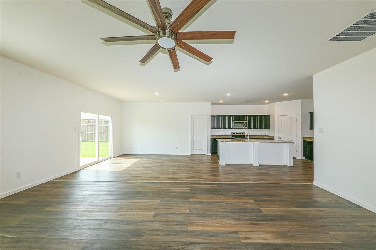 746 Wilshire Dr - Photo 5 of 26