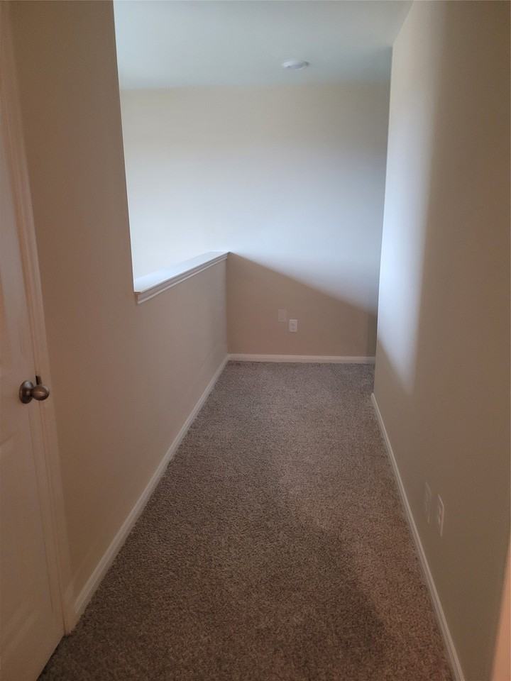 3205 Bowen St - Photo 5 of 12