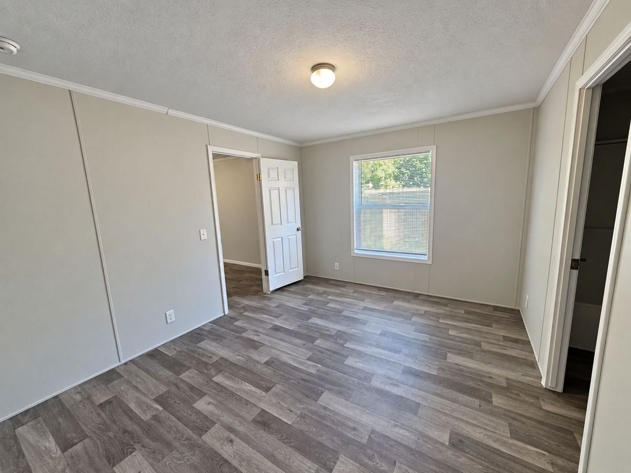 16 Cardinal Hill Dr #102 - Photo 4 of 9