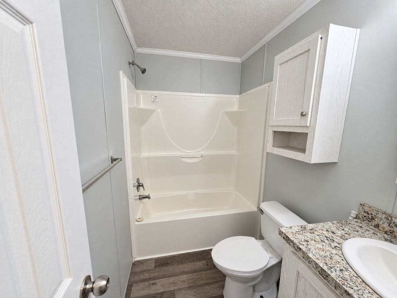 16 Cardinal Hill Dr #102 - Photo 7 of 9