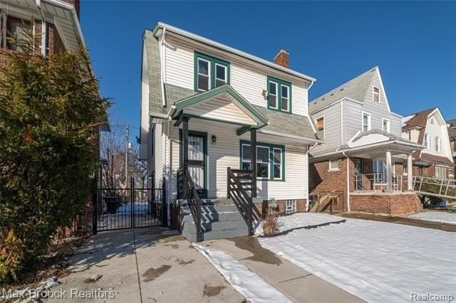 3266 Collingwood St - Photo 2 of 34