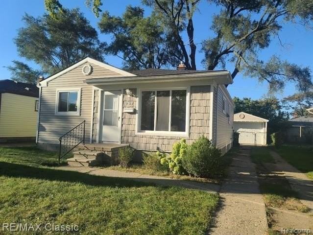 937 E Annabelle Ave - Photo 3 of 26