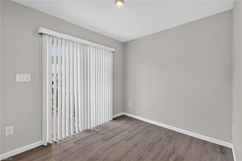 2027 Petersen Way - Photo 6 of 26