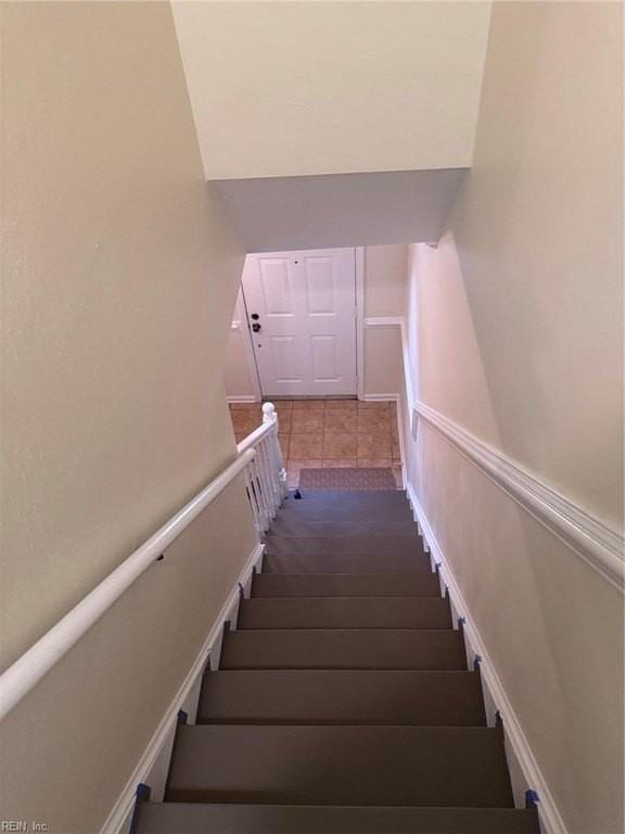 4804 Ledura Rd - Photo 4 of 36