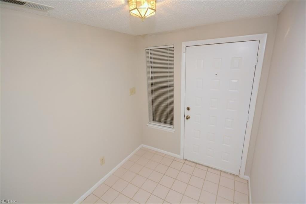 2218 Wood Ibis Way - Photo 2 of 38