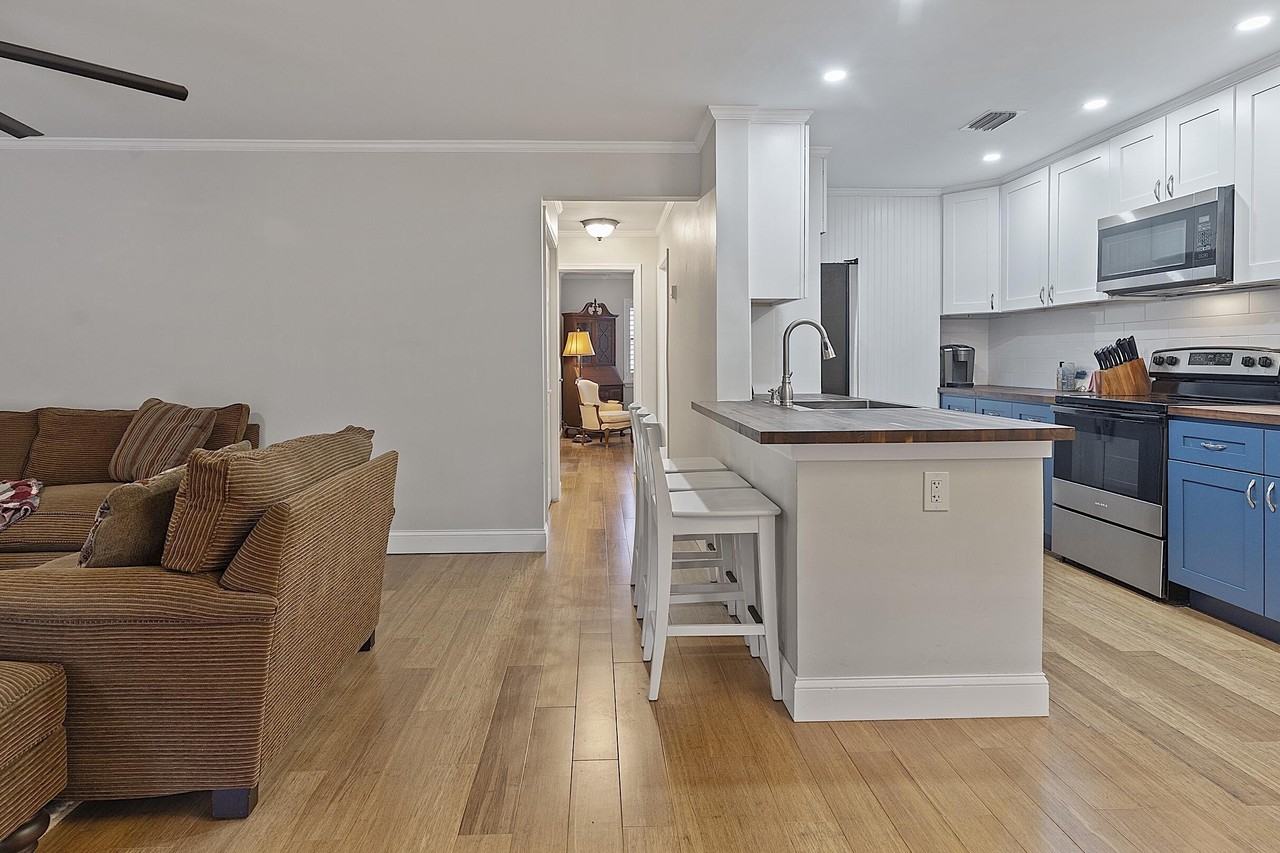 120 N M St #N - Photo 5 of 25