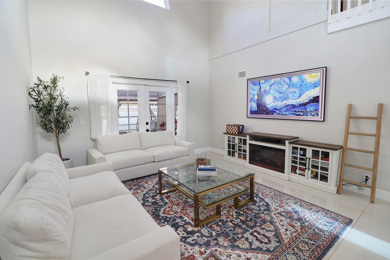 11303 Lakeview Dr #8M - Photo 4 of 34