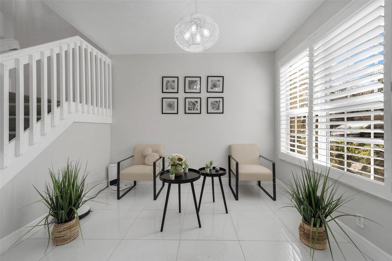 3220 Nw 32nd Ter - Photo 5 of 31