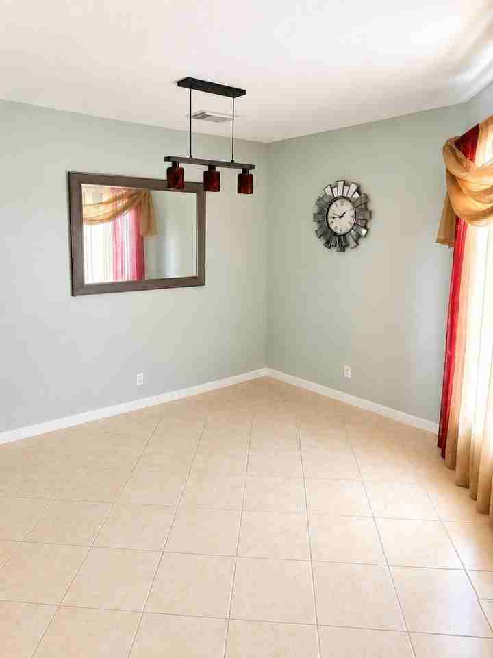 6091 Sugar Loaf Ln - Photo 2 of 12