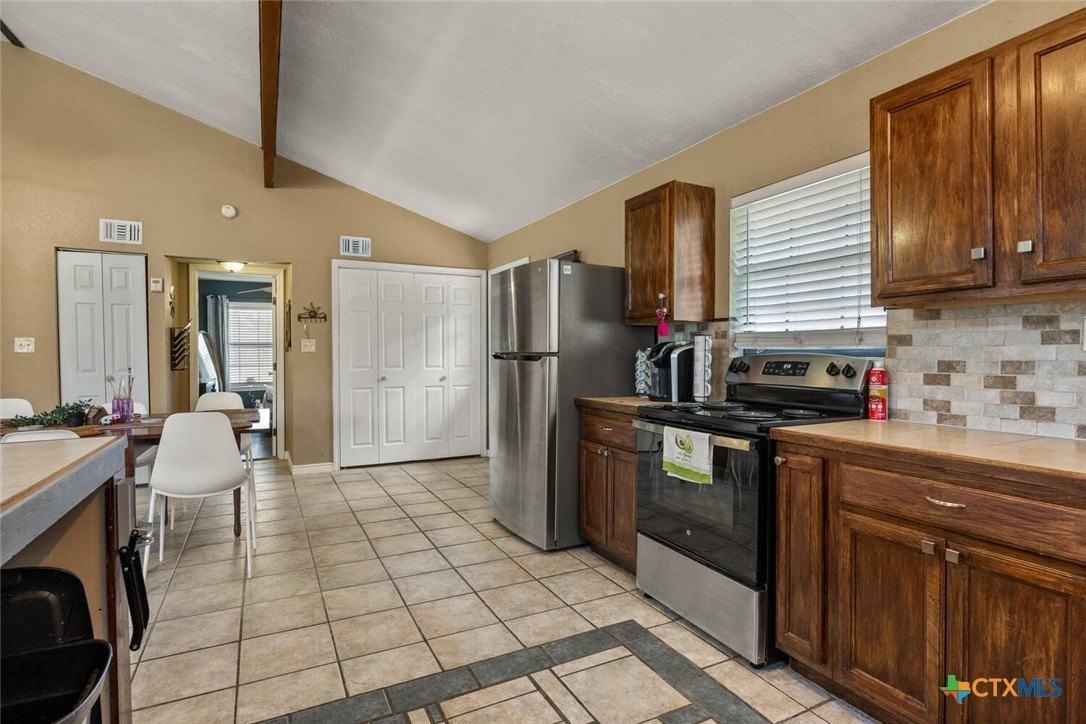 5080 Purgatory Rd - Photo 3 of 13