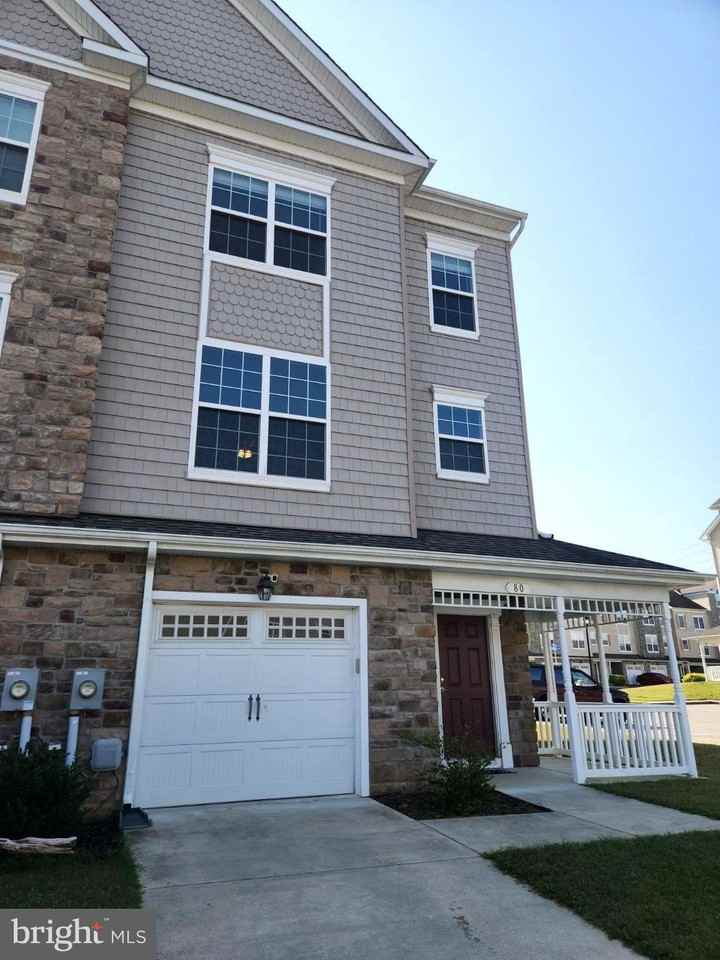 80 Clydesdale Ln - Photo 3 of 42