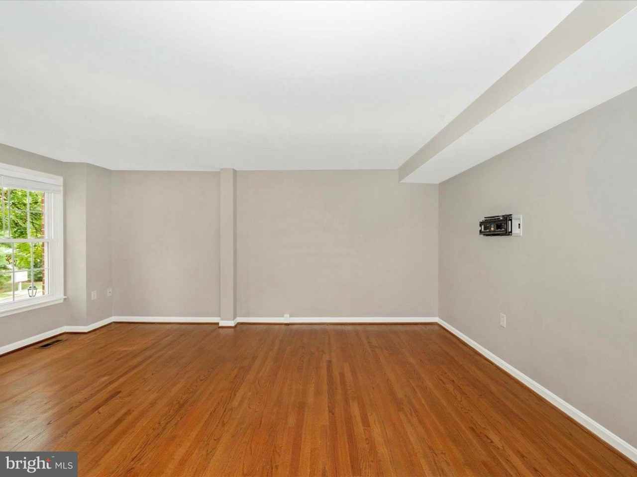 112 Bracken Ct - Photo 6 of 50