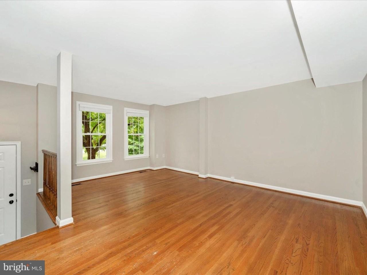 112 Bracken Ct - Photo 7 of 50
