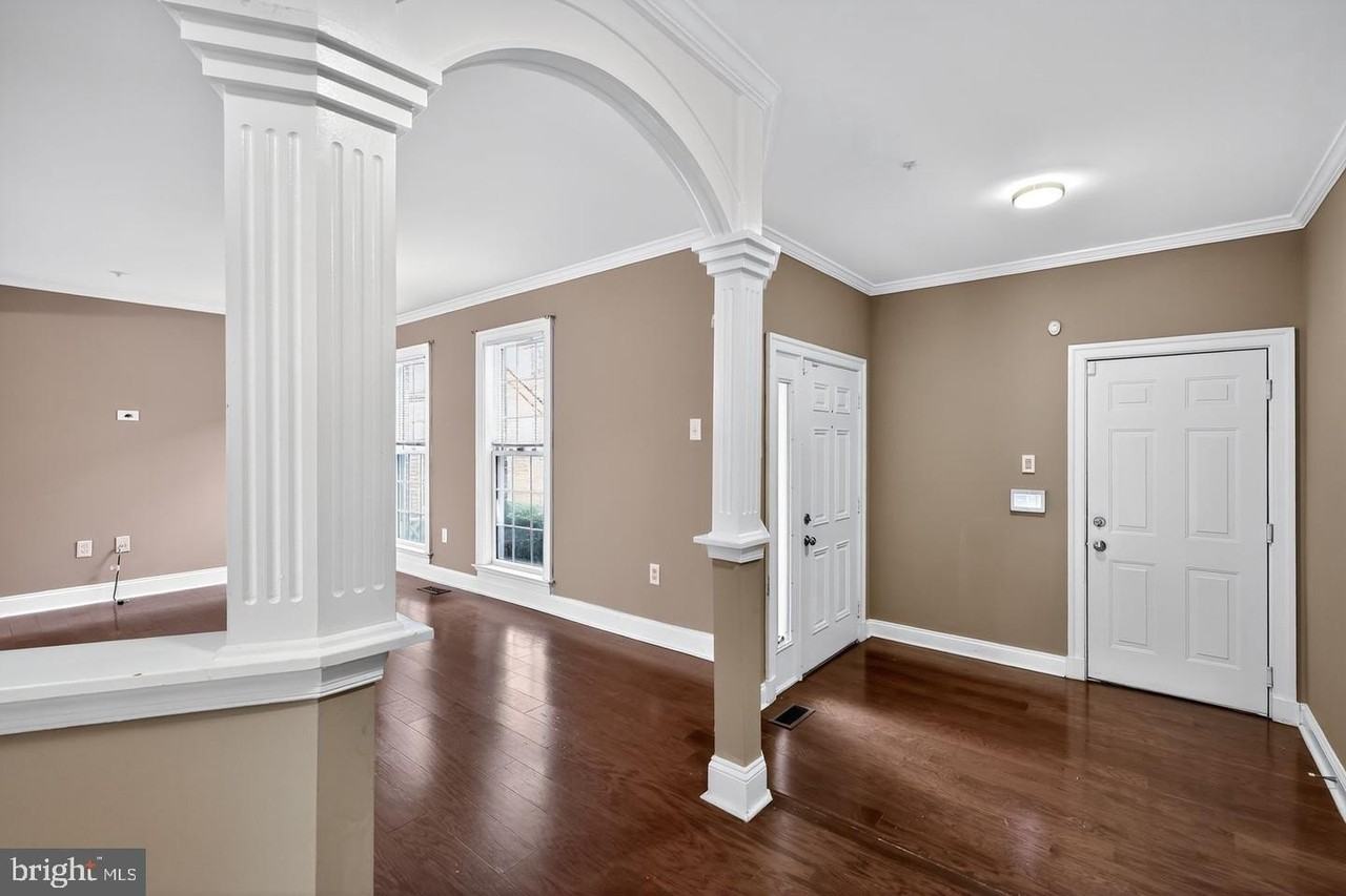 3240 Spriggs Request Way - Photo 2 of 28