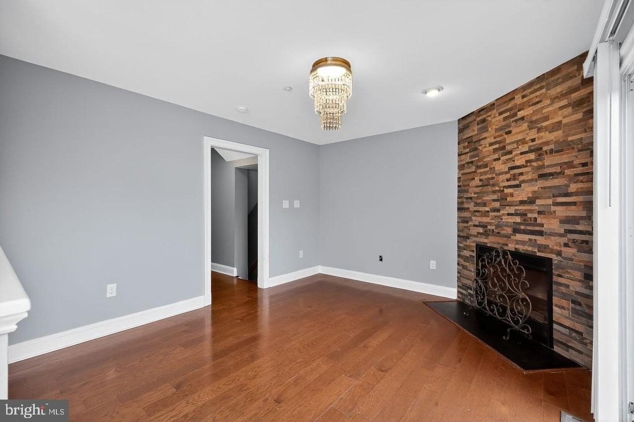 3240 Spriggs Request Way - Photo 5 of 28