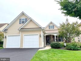 featured image of 37 Murano Dr