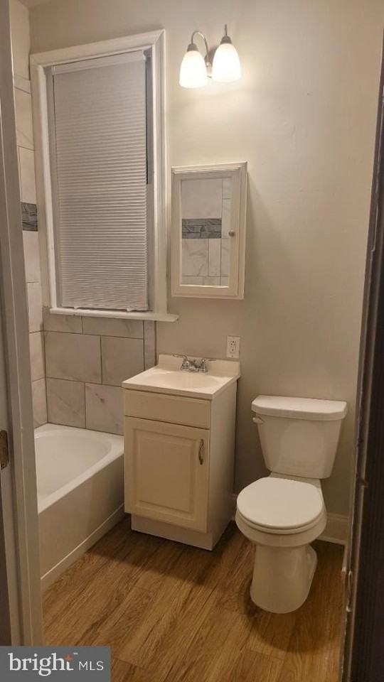 32 Crescent St #1 - Photo 5 of 9