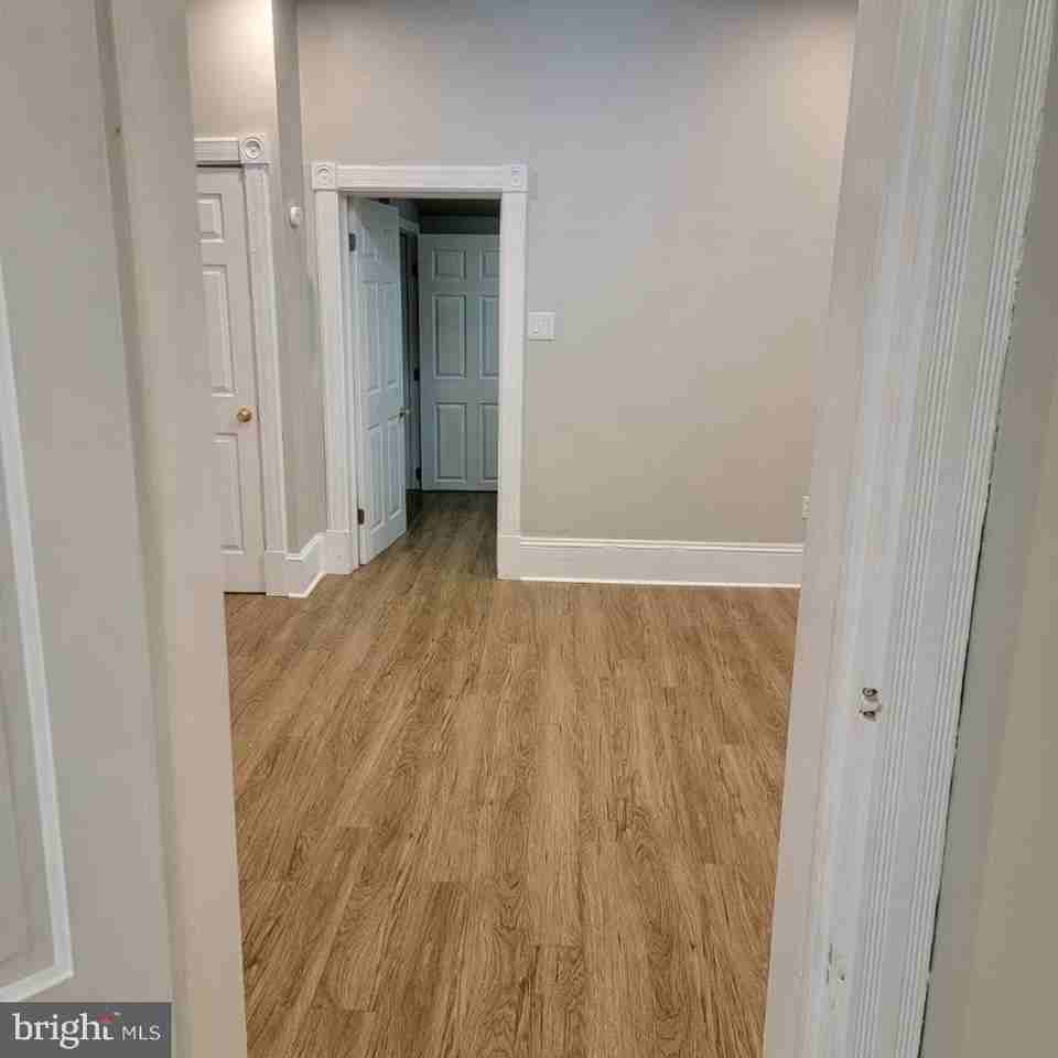 32 Crescent St #1 - Photo 6 of 9