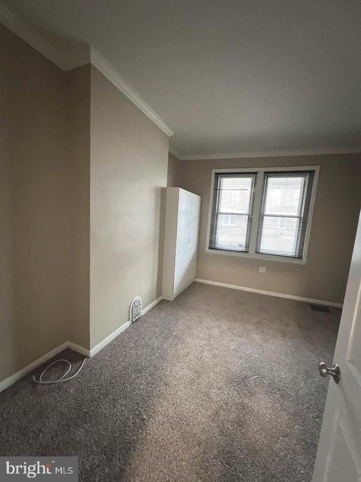 6615 Hegerman St - Photo 6 of 11