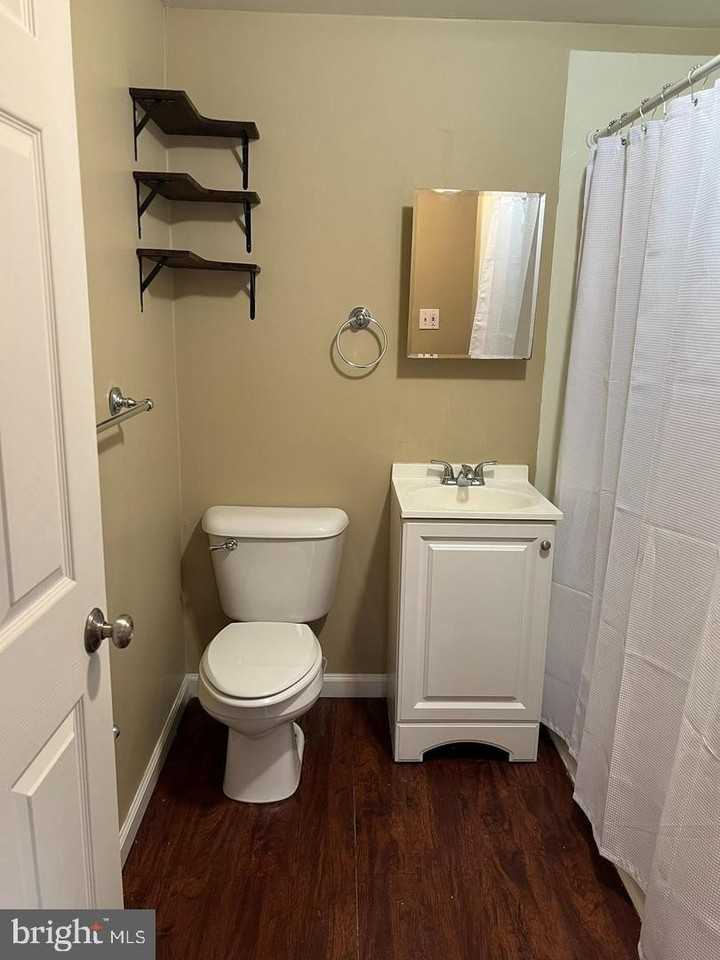 6615 Hegerman St - Photo 7 of 11
