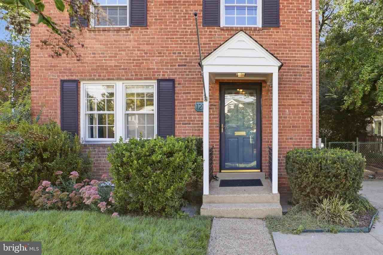 1216 S Columbus St - Photo 2 of 26