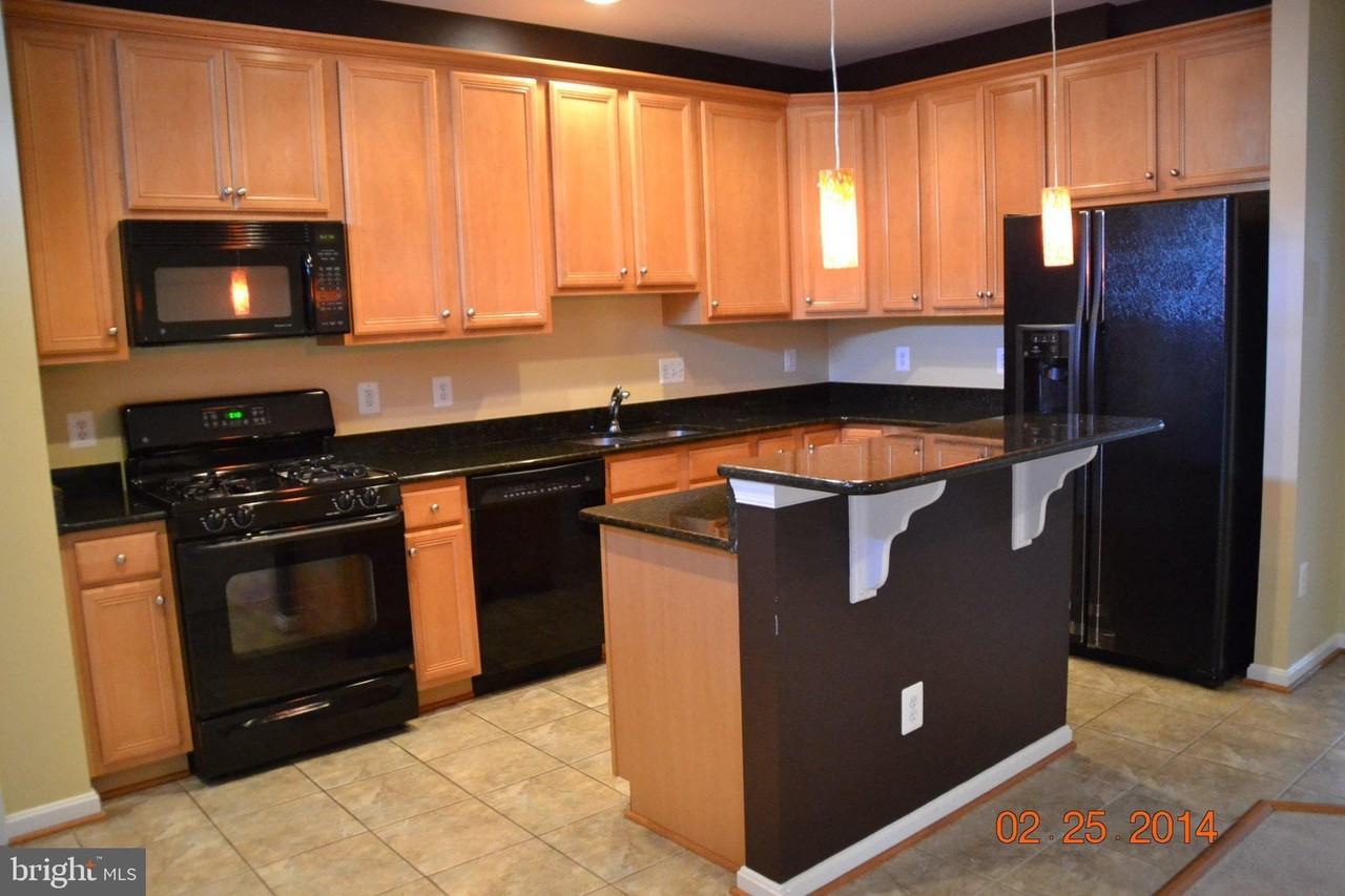 21958 Windy Oaks Sq - Photo 5 of 29