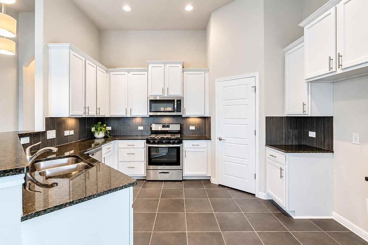 2021 Garretts Way - Photo 2 of 15