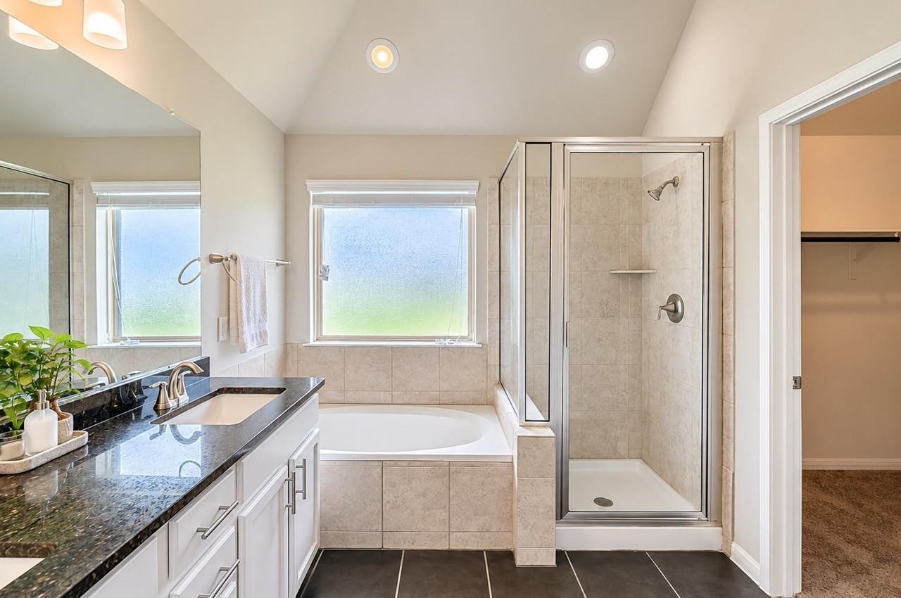 2021 Garretts Way - Photo 4 of 15