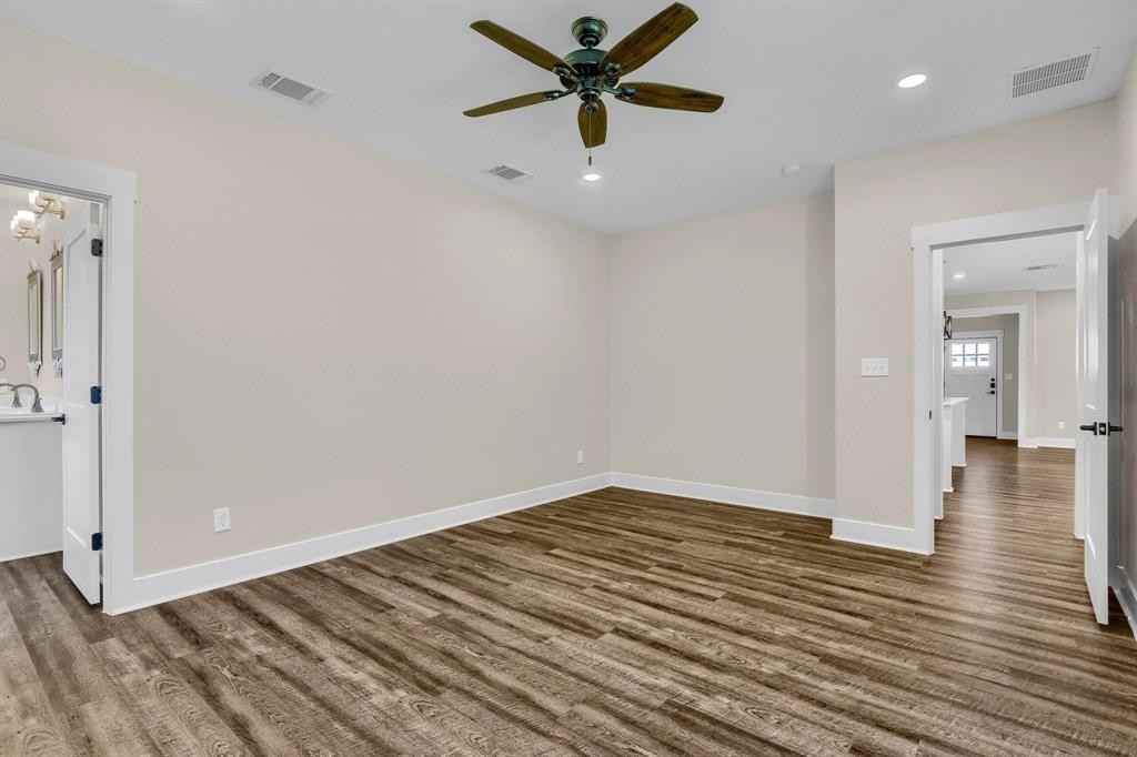 412 Carneros Dr - Photo 6 of 30