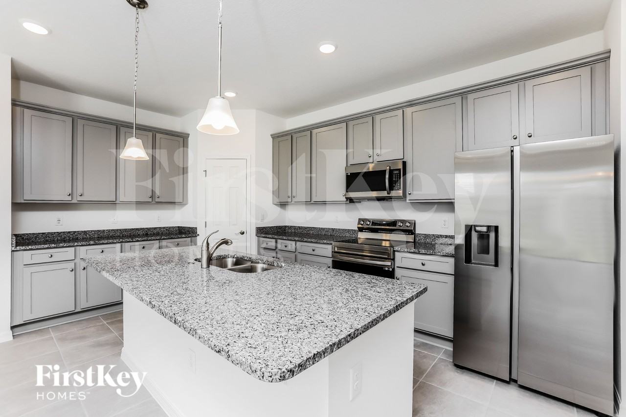 1267 Ponca Rd - Photo 4 of 16