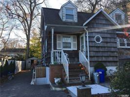 featured image of 54 Dorchester St ##2