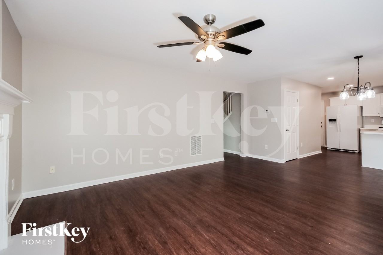 18 Muirfield Ct - Photo 5 of 15