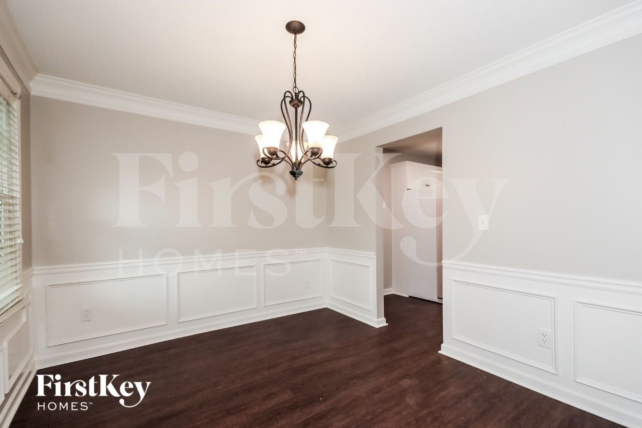 18 Muirfield Ct - Photo 6 of 15