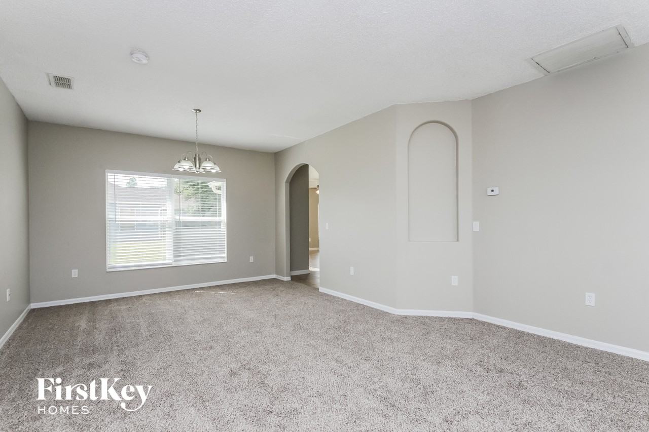 102 Spoonbill Ct - Photo 3 of 15