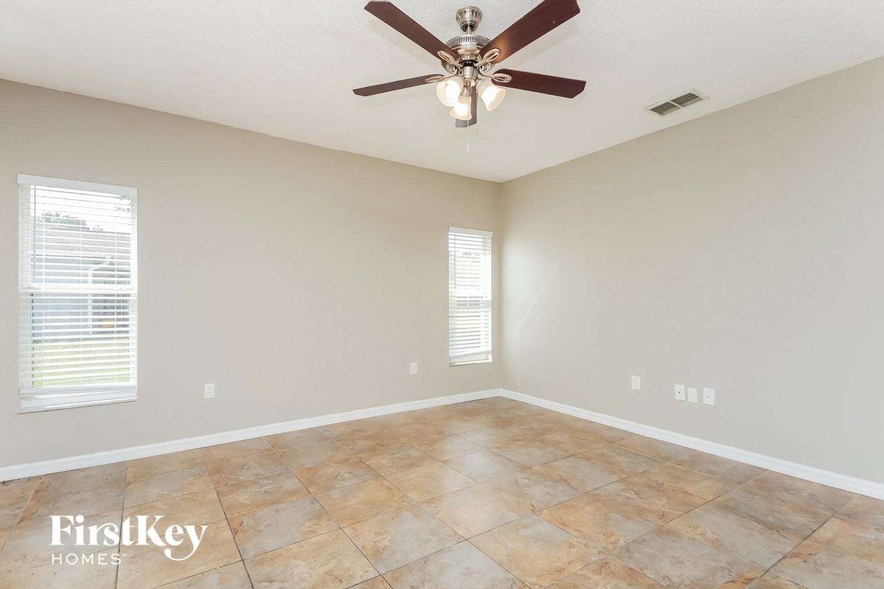 102 Spoonbill Ct - Photo 7 of 15