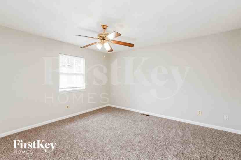 6076 Cherokee Valley Ln - Photo 7 of 16