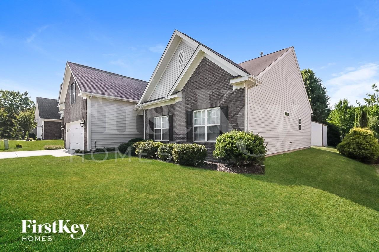 6255 Glen Way Dr - Photo 2 of 15