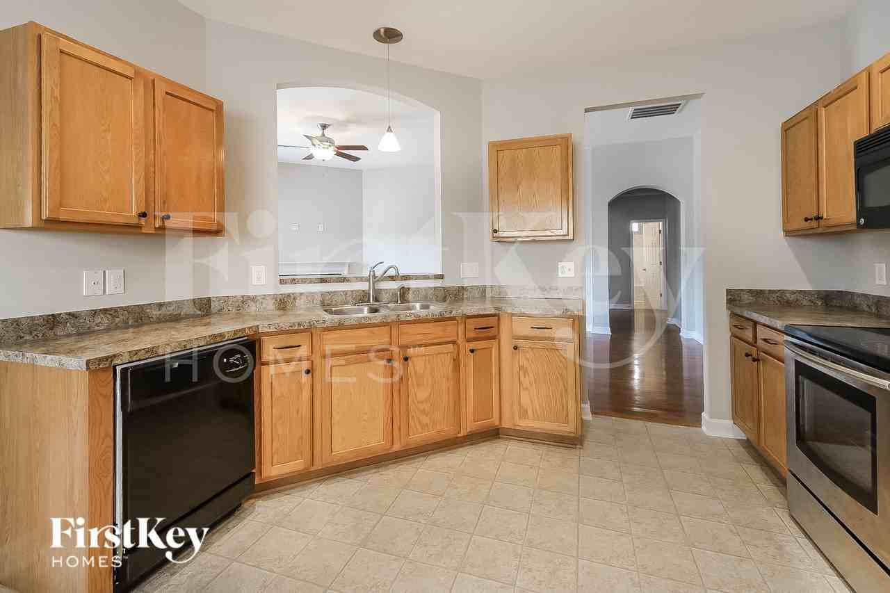6255 Glen Way Dr - Photo 5 of 15